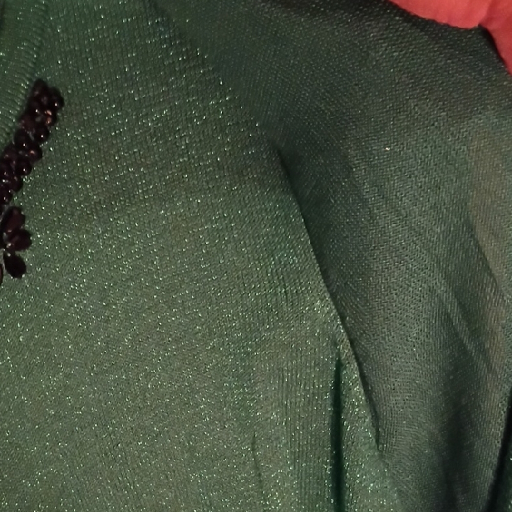 NY Collection Emerald Knit with Beaded Detail - Picture 5 of 10